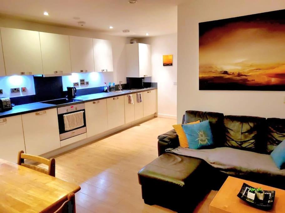 Battersea Power Station Suite ロンドン エクステリア 写真