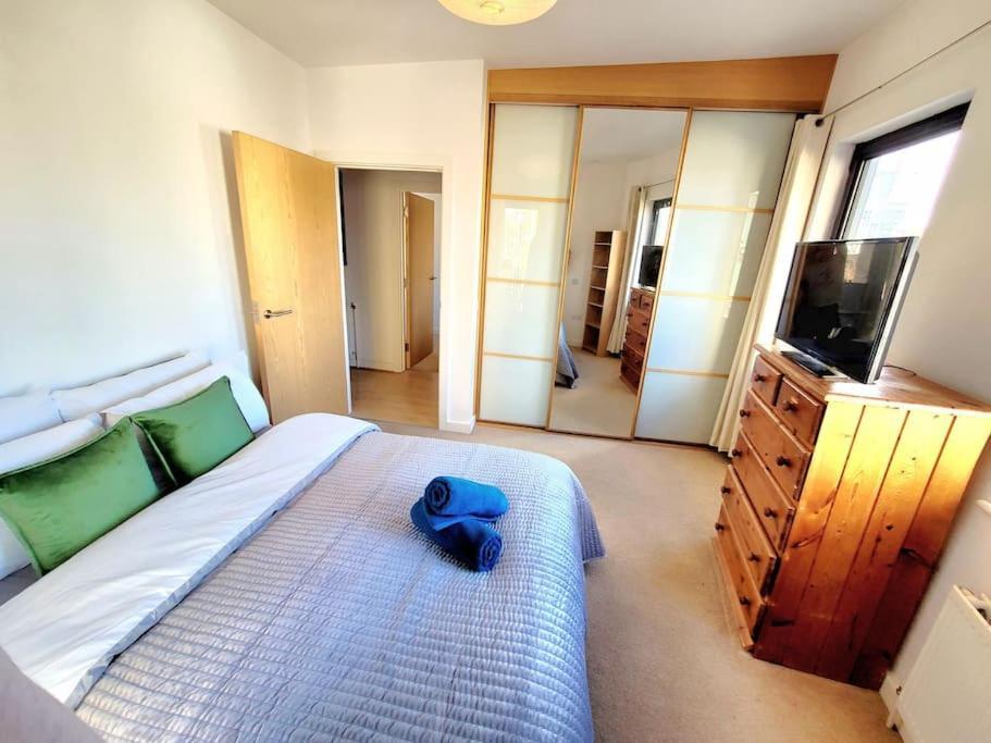 Battersea Power Station Suite ロンドン エクステリア 写真